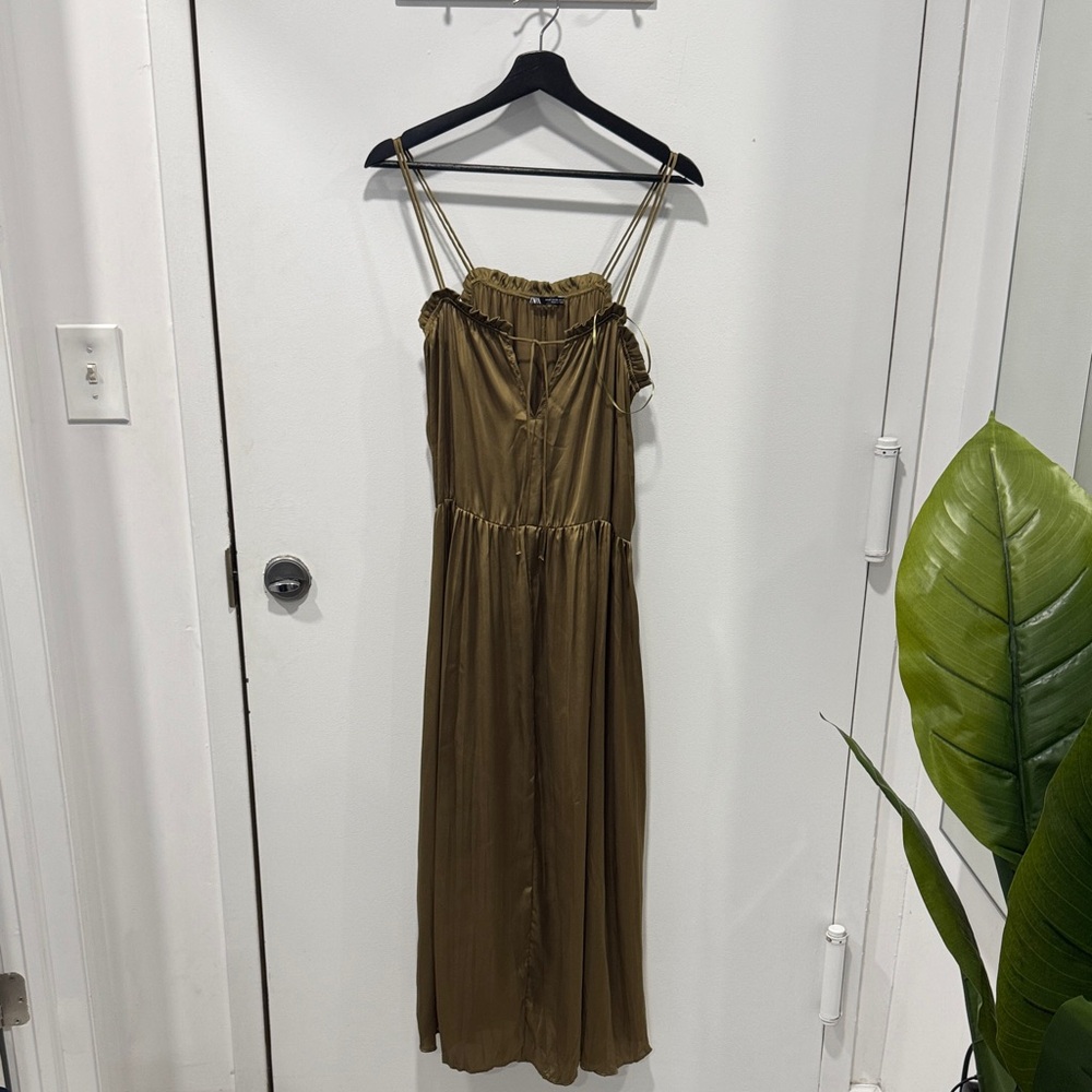 Zara Olive Satin Effect Dress - Picture 9 of 15
